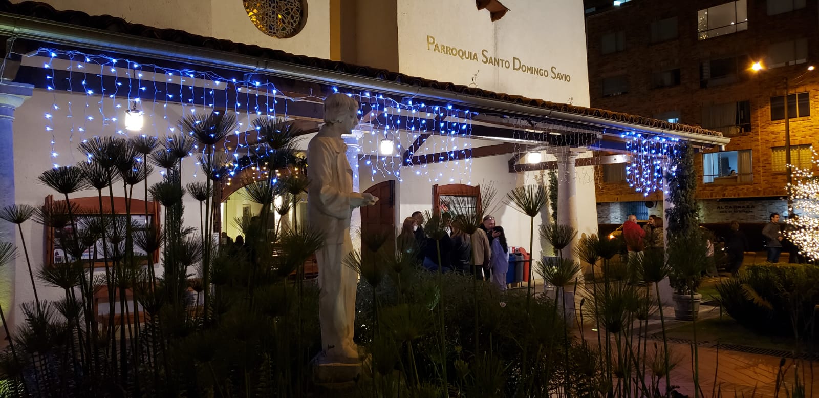 Fachada Santo Domingo Savio