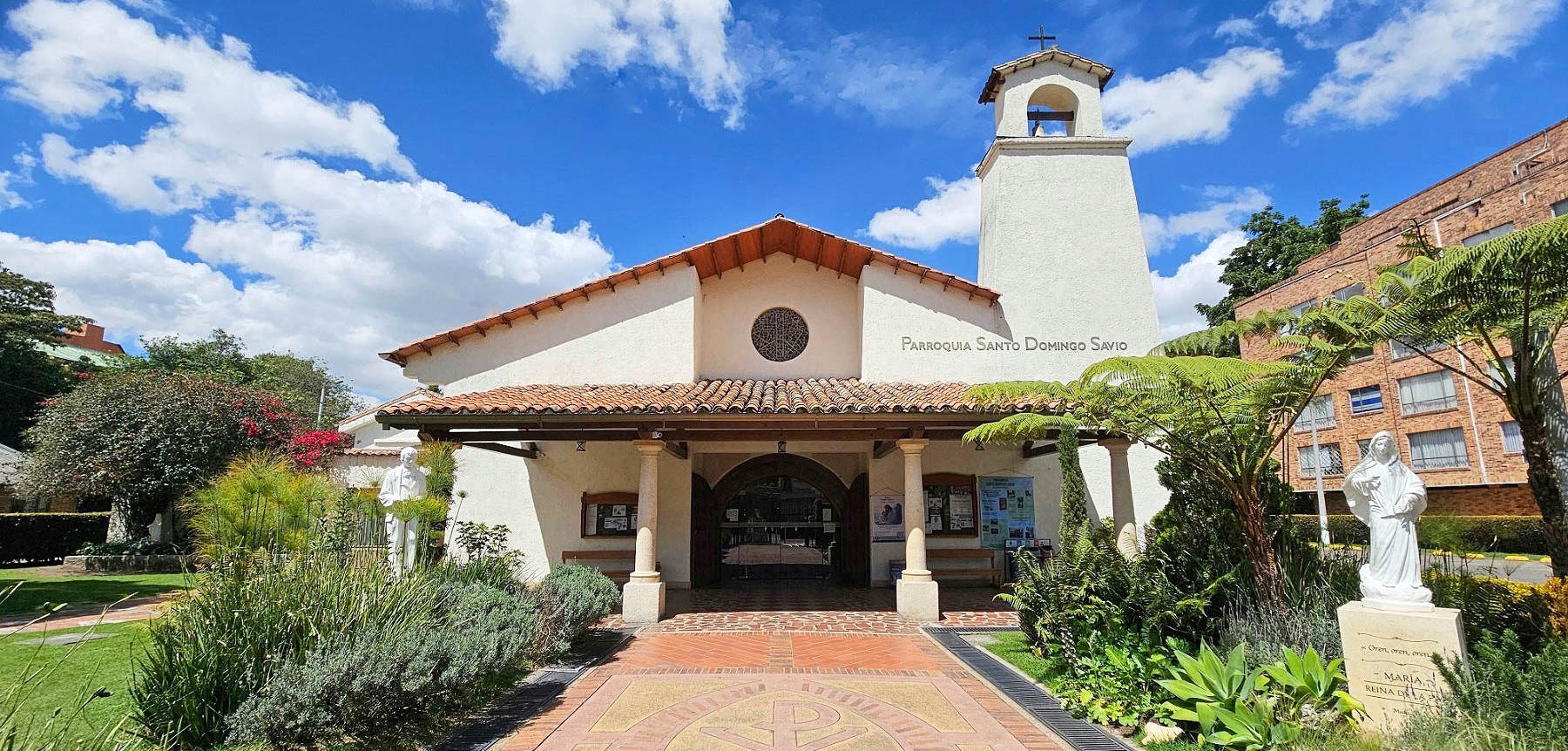 Fachada Santo Domingo Savio noviembre 2025